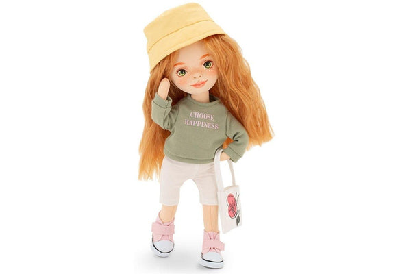 Orange Toys: Sweet Sisters - Sunny In A Green Sweatshirt