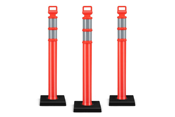 Costway 3 PCS Traffic Posts Set Parking Bollards Outdoor security Barrier w/Rubber Base/Strips/Handle