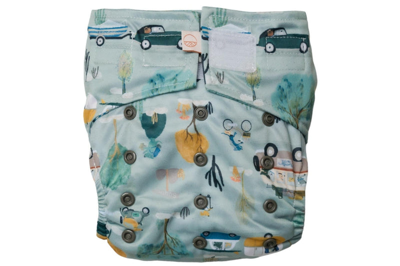 Nestling: Sassy Simple Nappy Complete - Dogs on Holiday (One Size)