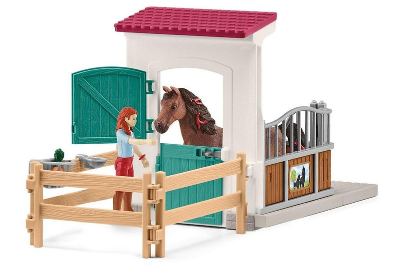 Schleich: Horse Box with Hannah & Cayenne