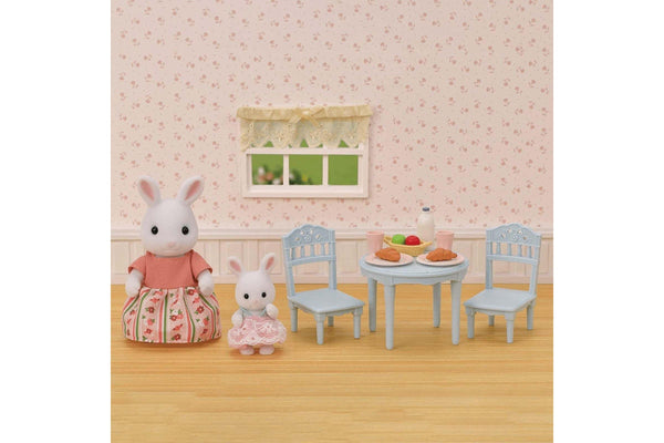 Sylvanian Families: Snow Rabbit - Breakfast Table