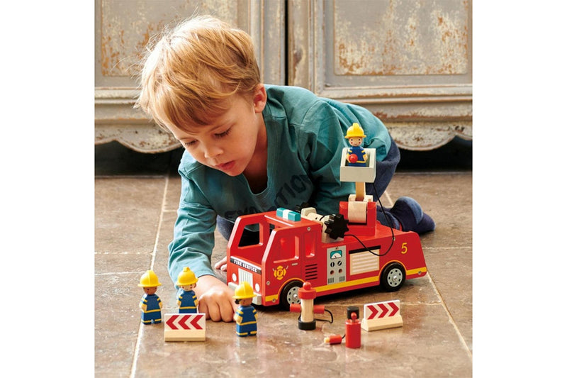 Tender Leaf Toys 28cm Fire Engine Truck Wooden Toy Play Set Kids Children 3y+