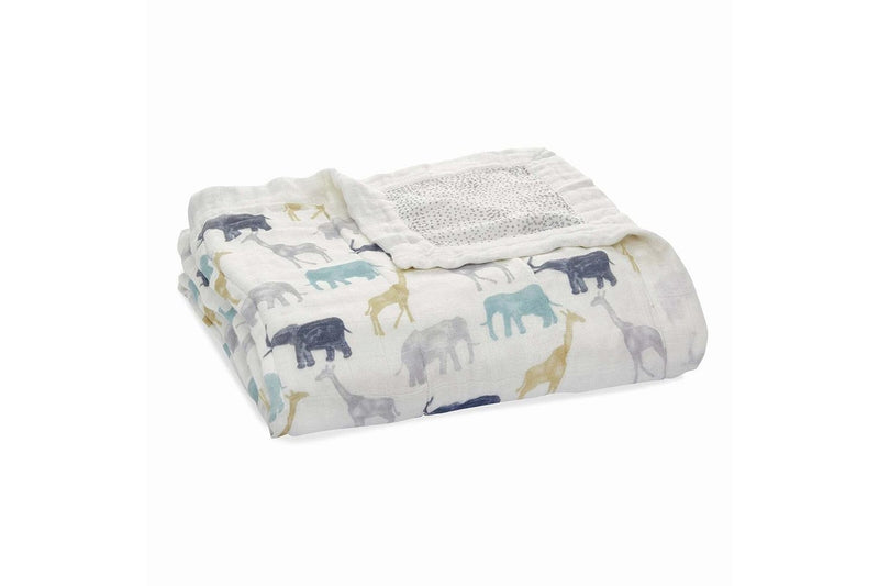 Aden Anais Expedition Silky Soft Dream Baby Infant Blanket Elephants Giraffes