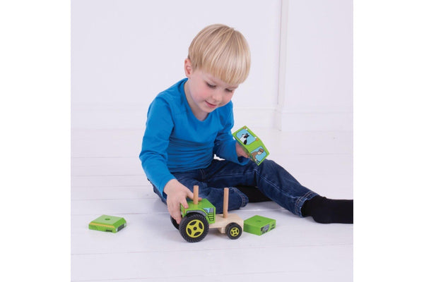 Bigjigs Toys 17cm Wooden Stacking Tractor Kids Children Educational Toy 12m+