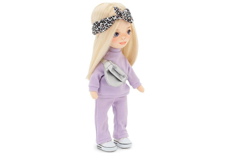 Orange Toys: Sweet Sisters - Mia In A Purple Tracksuit