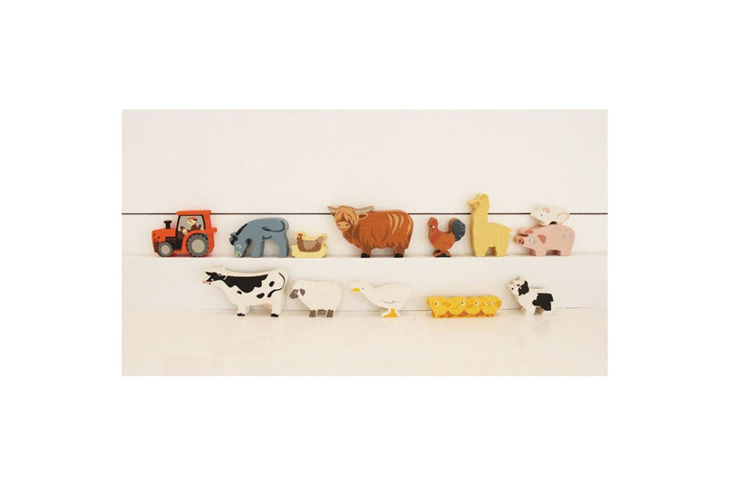 13pc Tender Leaf Toys 36cm Farmyard Animal Wood Toy Set w Display Shelf Kids 3y+