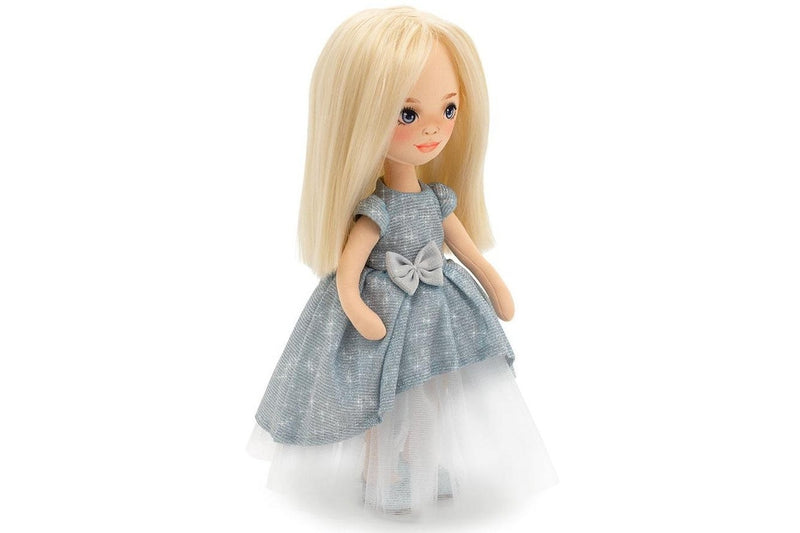 Orange Toys: Sweet Sisters - Mia In A Light Blue Dress