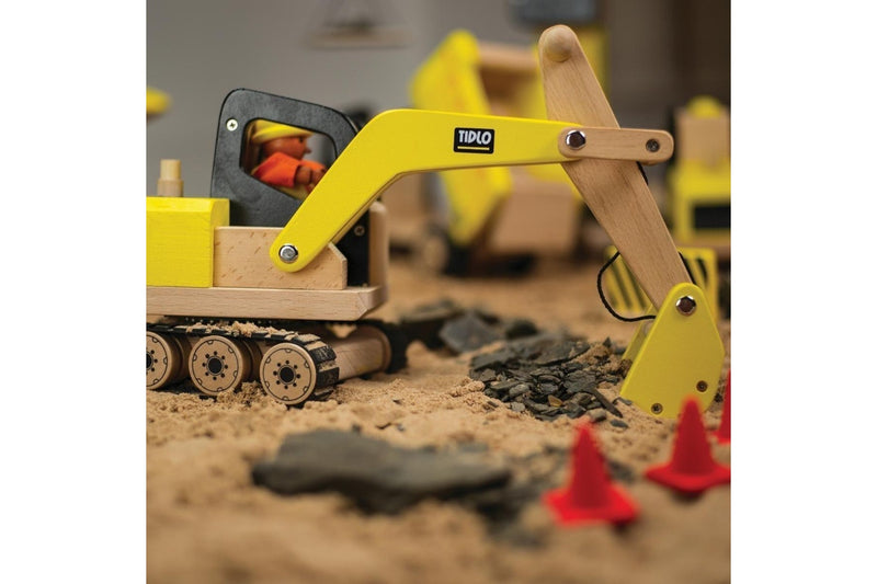 Tidlo Digger Figure 27cm Wooden Toy Kids Children Interactive Pretend Play 3+