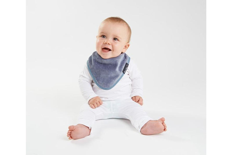 Mum 2 Mum: Bandana Wonder Bib - Grey