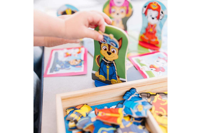 Melissa & Doug: Paw Patrol - Magnetic Pretend Play