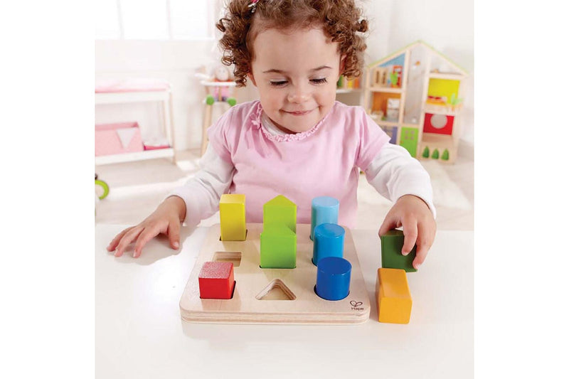 Hape: Colour And Shape Sorter