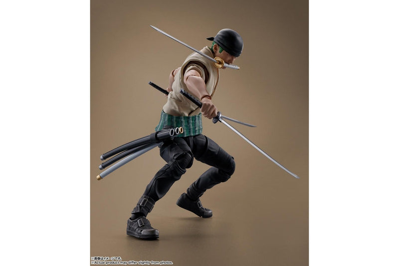 One Piece (A Netflix): Roronoa Zoro - S.H.Figuarts Figure