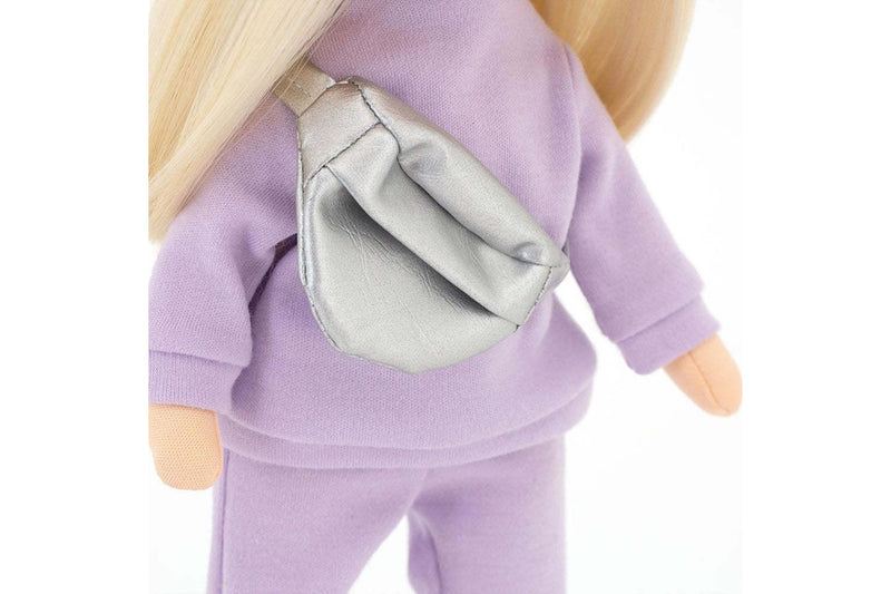 Orange Toys: Sweet Sisters - Mia In A Purple Tracksuit