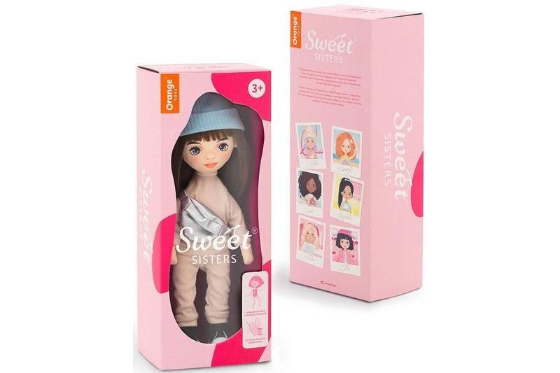 Orange Toys: Sweet Sisters - Sophie In A Beige Tracksuit