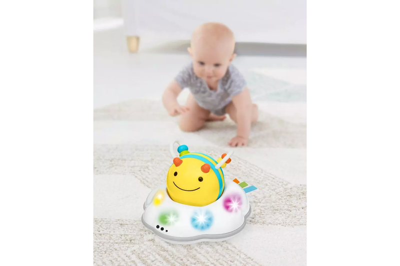 Skip Hop: Explore & More Follow Me Crawl Toy - Bee