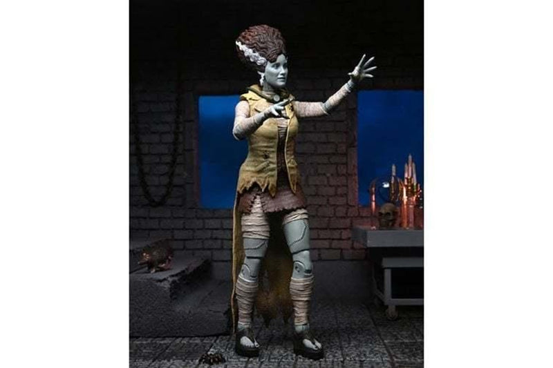 Universal Monsters x TMNT: April as The Bride - 7" Action Figure