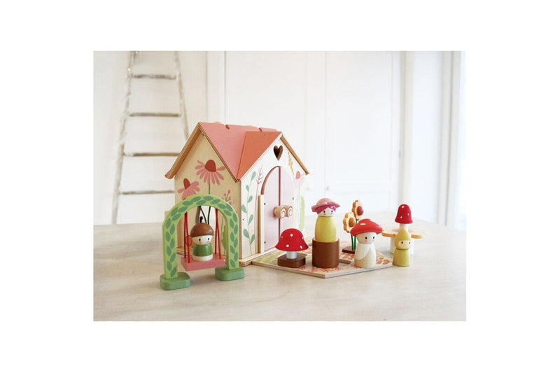 Tender Leaf Toys 42cm Merrywood Rosewood Cottage Wooden Toy Set Kids Children 3+