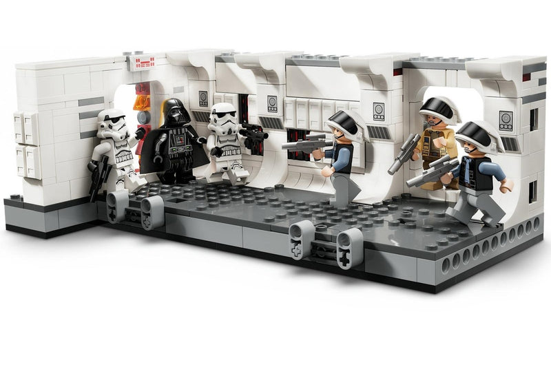 LEGO Star Wars: Boarding the Tantive IV - (75387)