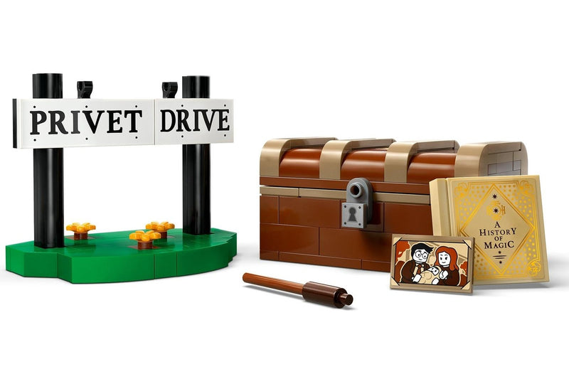 LEGO Harry Potter: Hedwig at 4 Privet Drive - (76425)