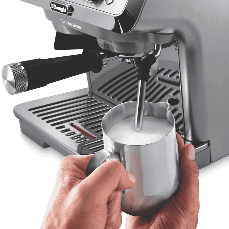 DeLonghi La Specialista Arte Evo with Cold Brew Coffee Machine