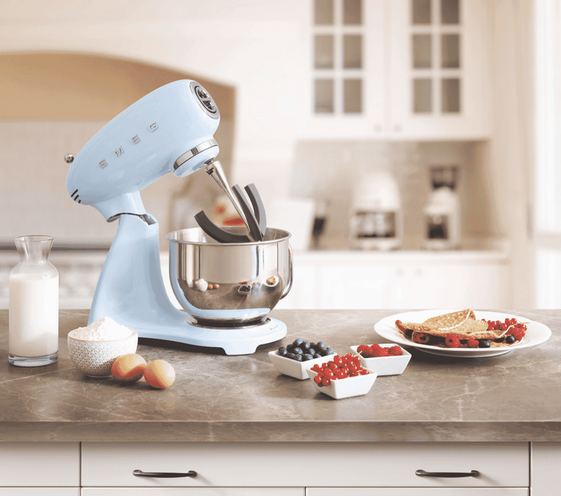 Smeg 50's Style Stand Mixer Pastel Blue