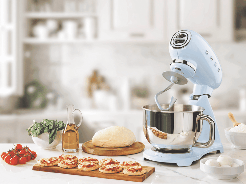 Smeg 50's Style Stand Mixer Pastel Blue